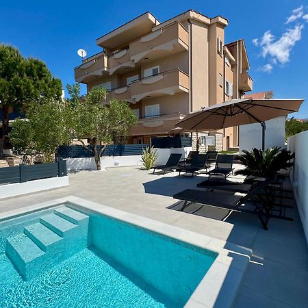 Apartments Toma Novalja Dış mekan fotoğraf