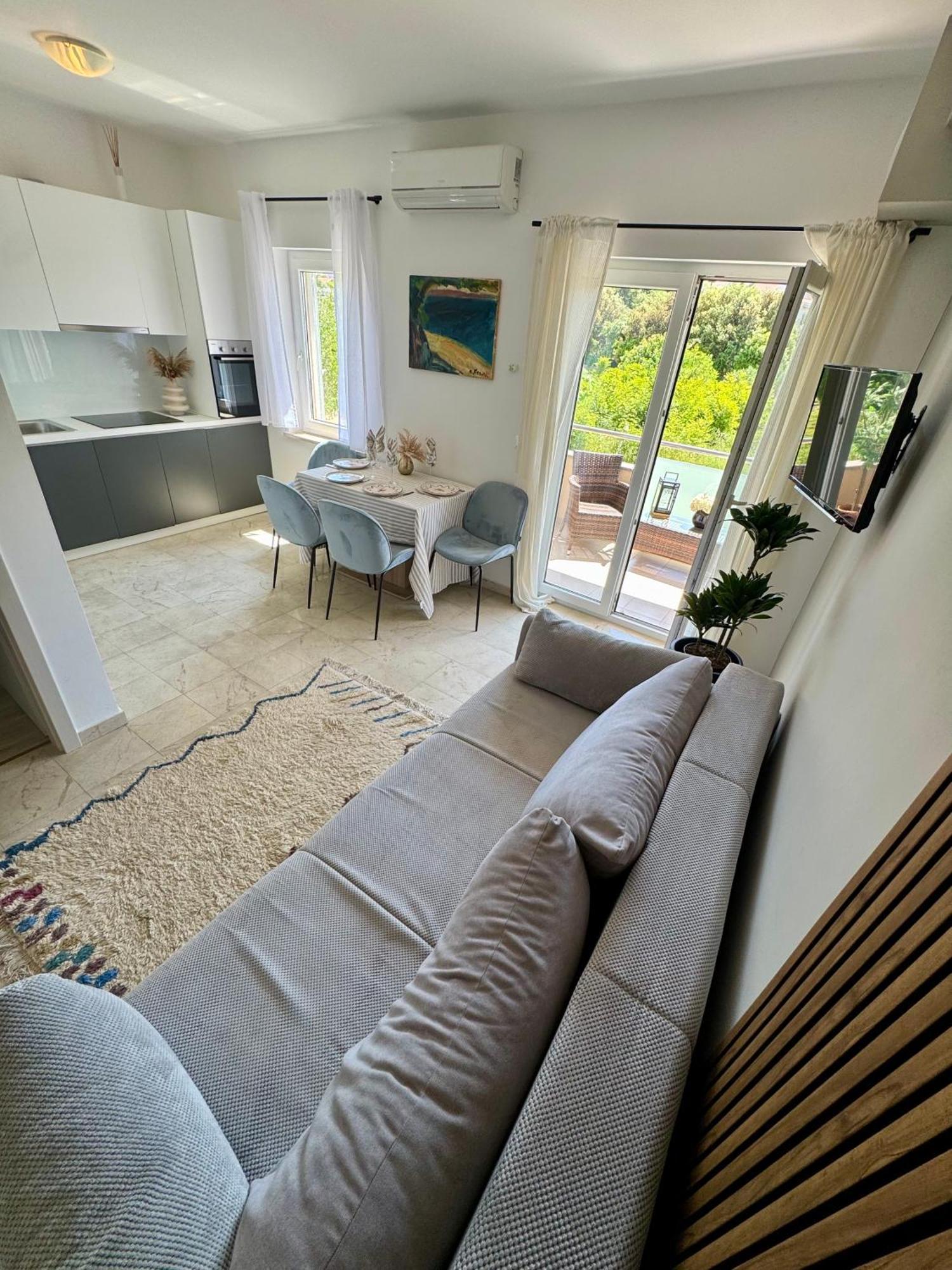 Apartments Toma Novalja Dış mekan fotoğraf