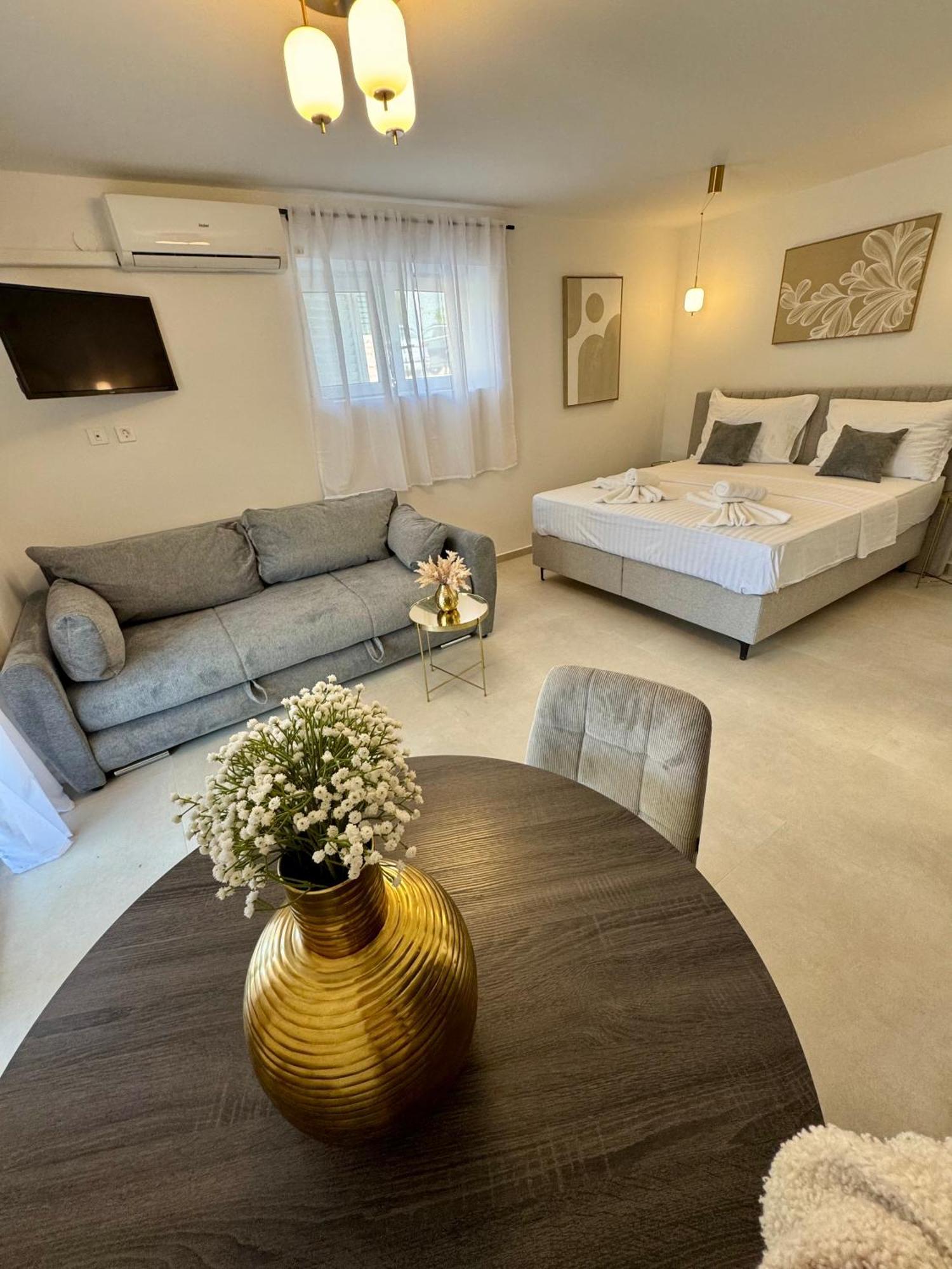 Apartments Toma Novalja Dış mekan fotoğraf